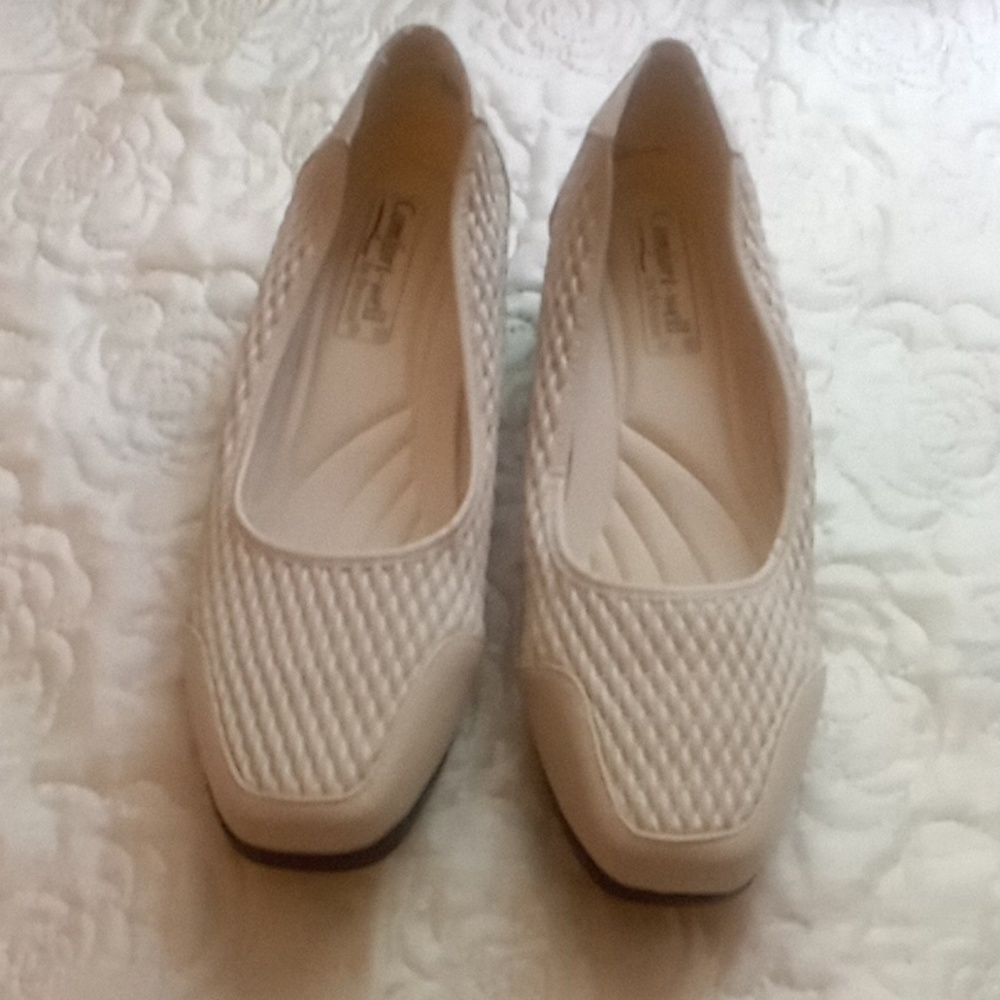 Comfort-Well casual shoes by Beacon
